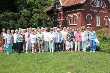 Besuchergruppe Friedrichsfeld