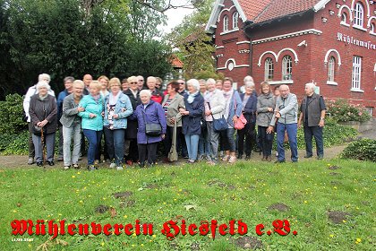 Frauenselbsthilfe (Gruppenbild)